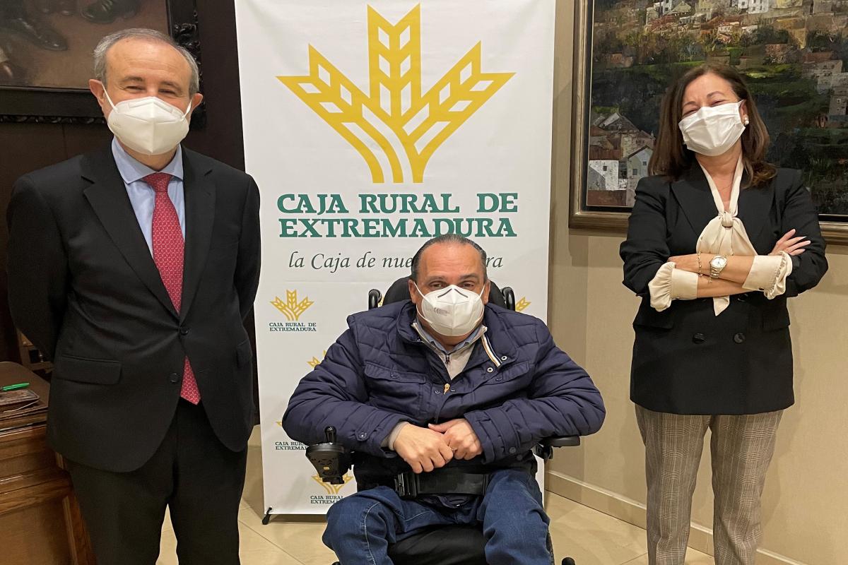Bienes Médico incompleto Caja Rural de Extremadura renueva su colaboración con la Fundación Primera  Fila para acciones de inclusión social | Caja Rural de Extremadura